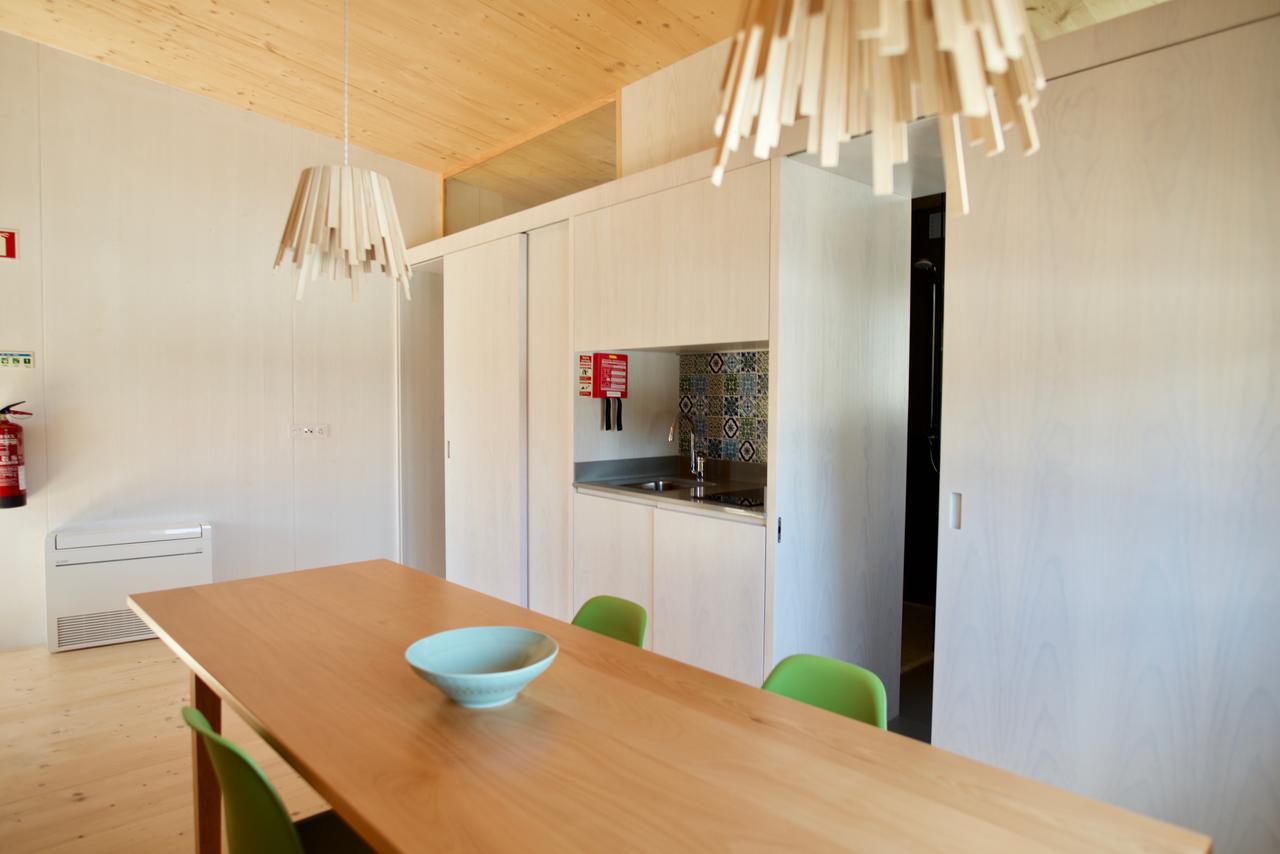 Bukubaki Eco Surf Hotell Ferrel  Exteriör bild
